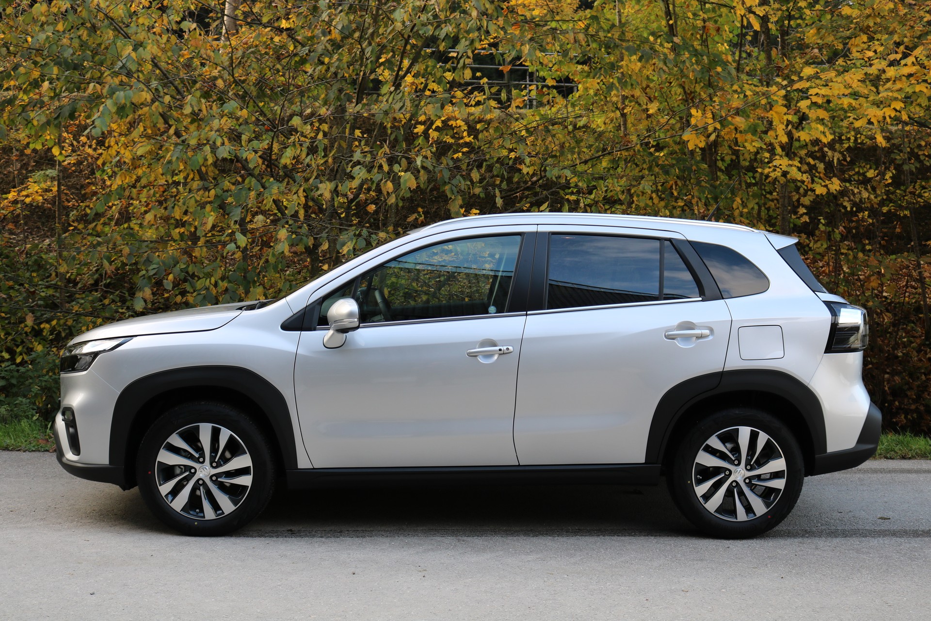 SUZUKI S-Cross 1.4T 16V Compact Top 4WD Automatic-image-1