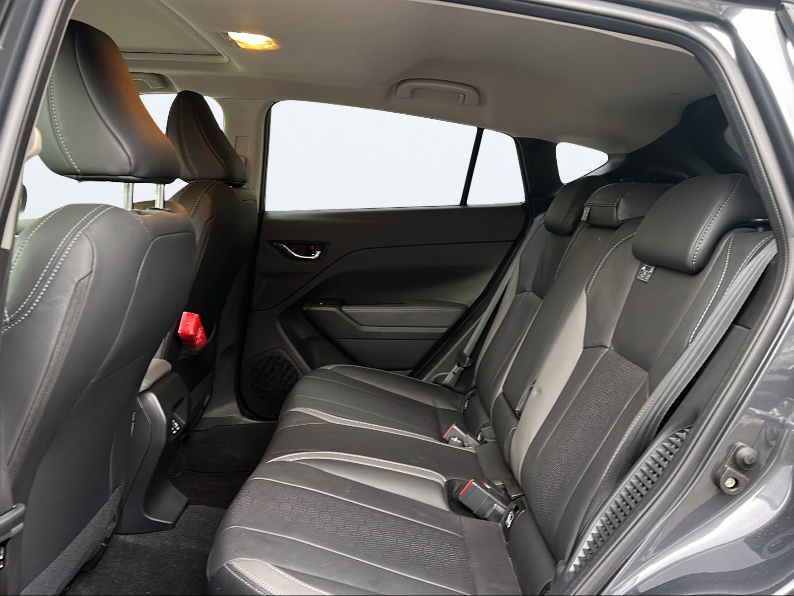 SUBARU Impreza 2.0 e-Boxer Luxury AWD Lineartronic-image-13