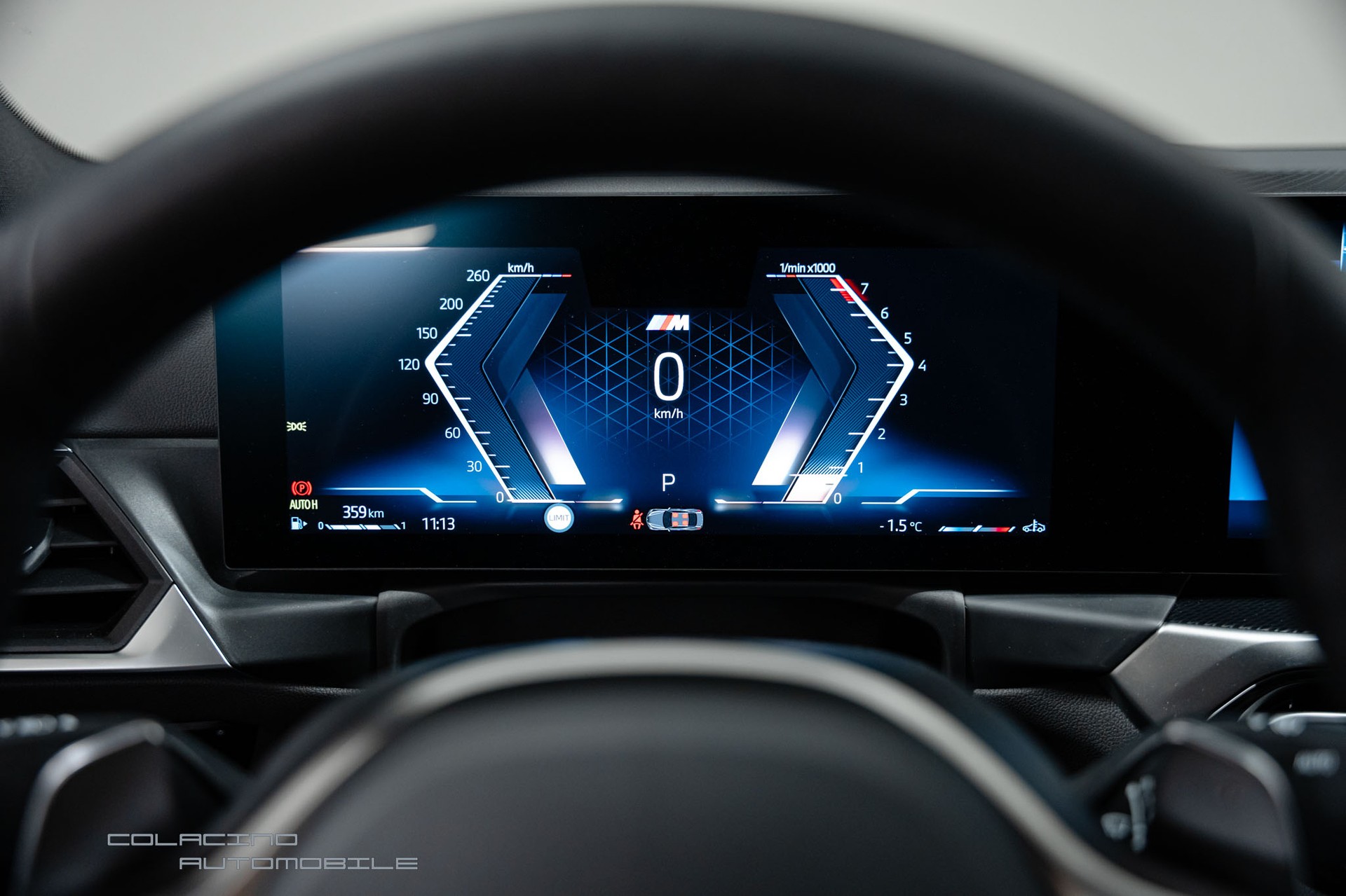 BMW M240i xDrive Steptronic-image-18