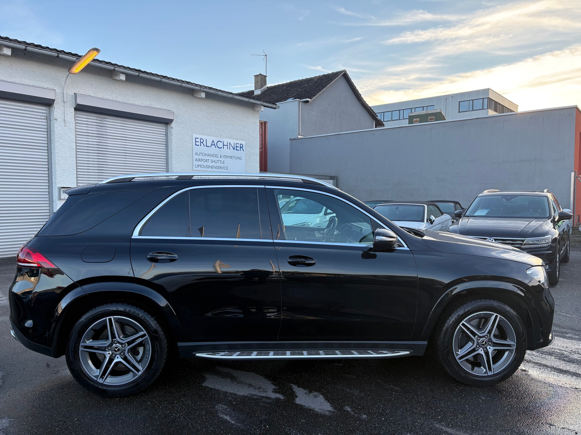 MERCEDES-BENZ GLE 300 d 4Matic AMG Line 9G-Tronic-image-7