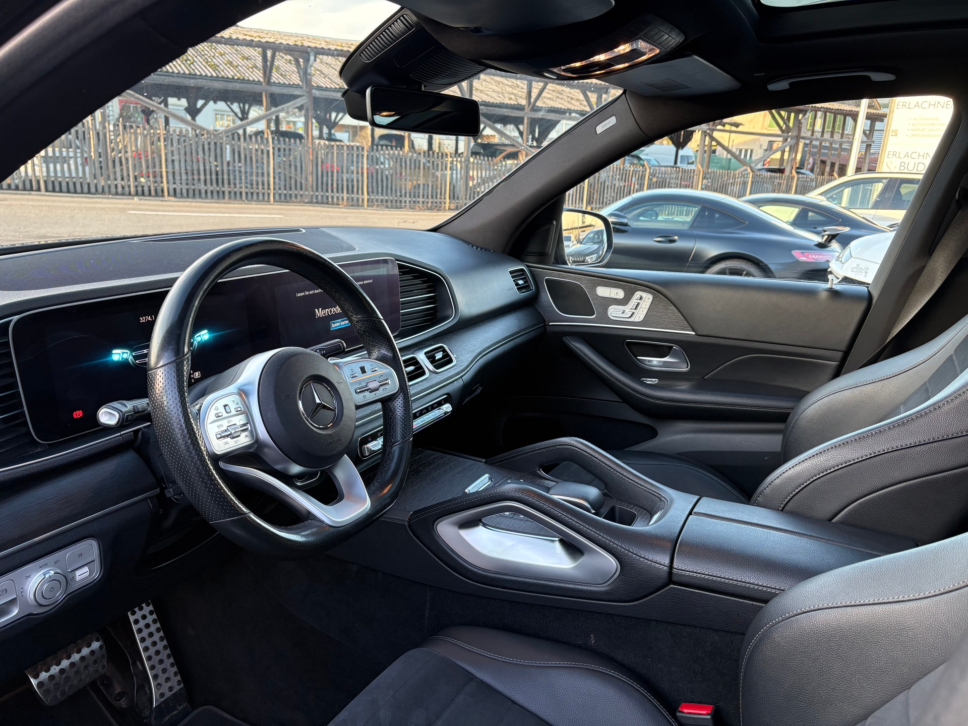 MERCEDES-BENZ GLE 300 d 4Matic AMG Line 9G-Tronic-image-9