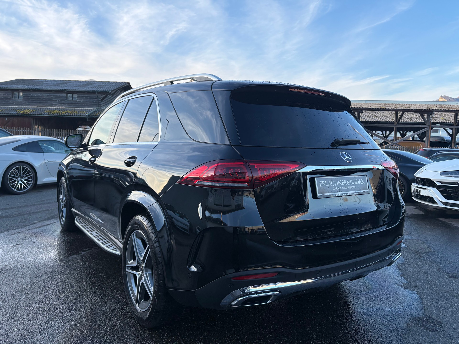 MERCEDES-BENZ GLE 300 d 4Matic AMG Line 9G-Tronic-image-3