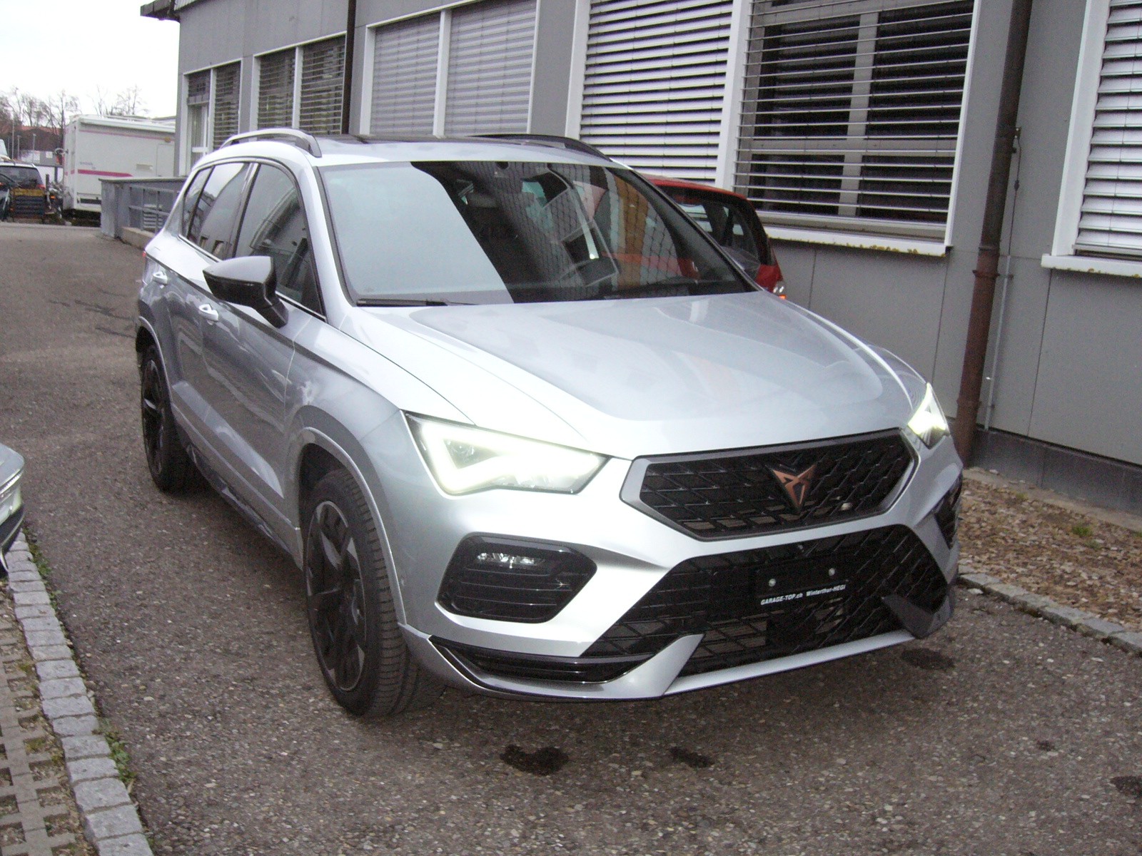 Car photo