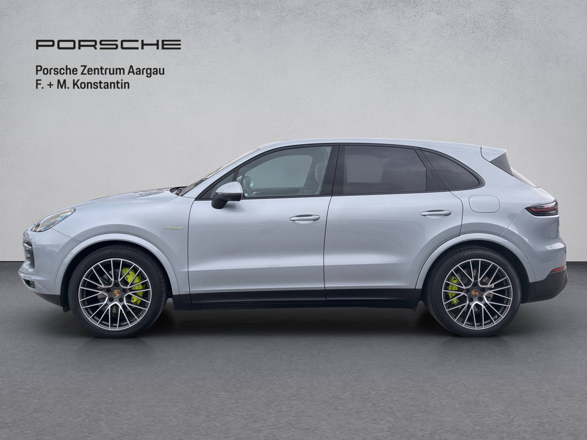 PORSCHE Cayenne E-Hybrid-image-2