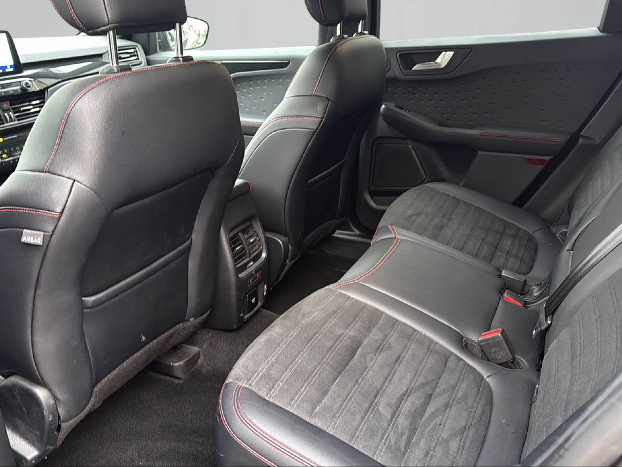 FORD Kuga 2.5 Plug-in Hybrid ST-Line X-image-11