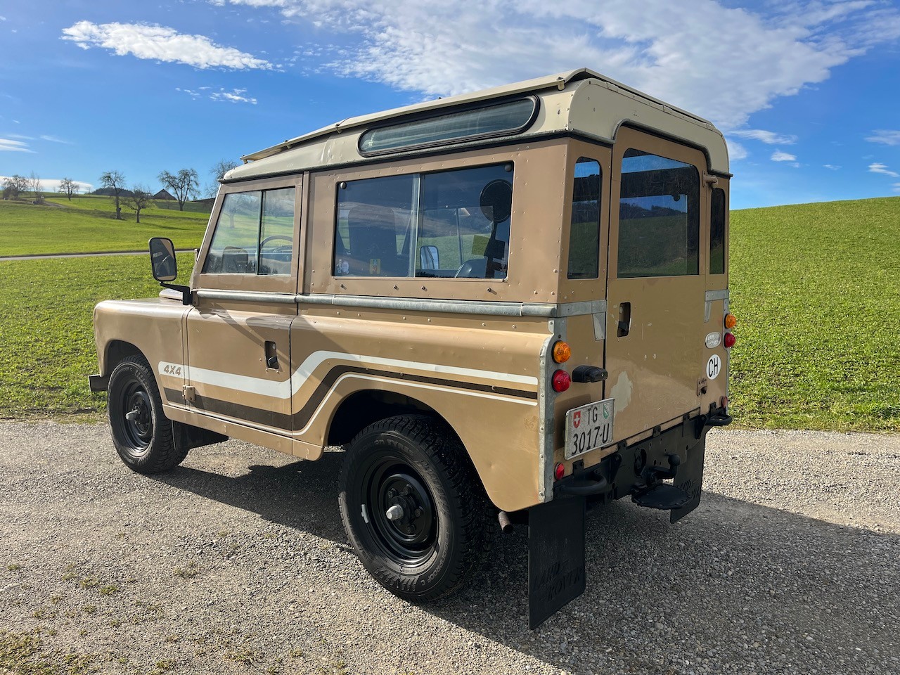 LAND ROVER 88 Serie 3 Station Wagon-image-9