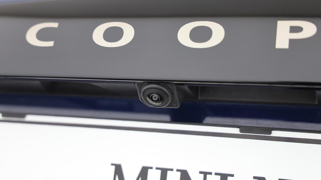 MINI Cooper S Cabrio-image-14