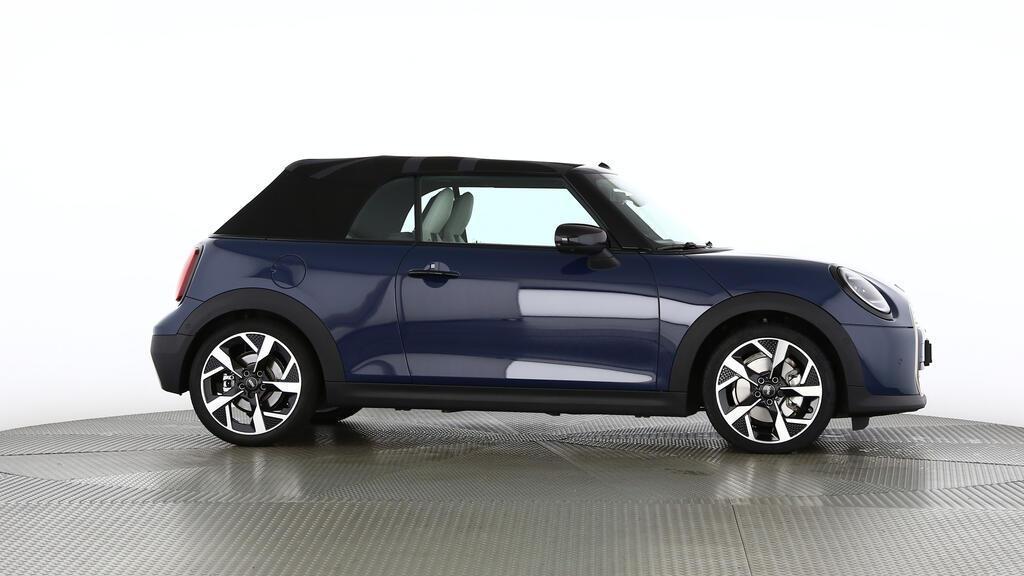 MINI Cooper S Cabrio-image-2