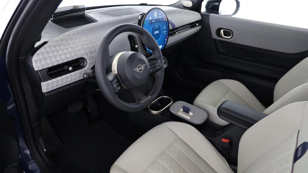 MINI Cooper S Cabrio-image-16