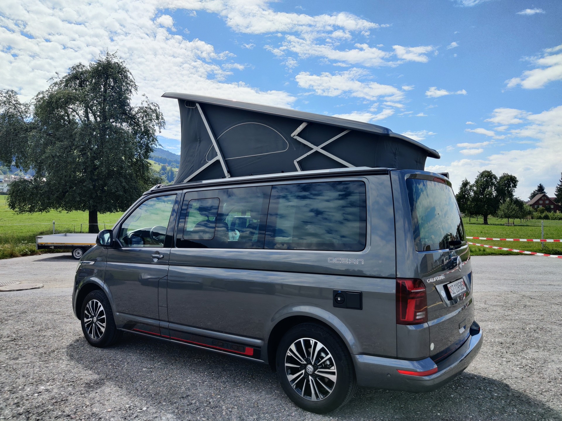 VW T6.1 California 2.0 TDI Ocean Edition Liberty DSG-image-4