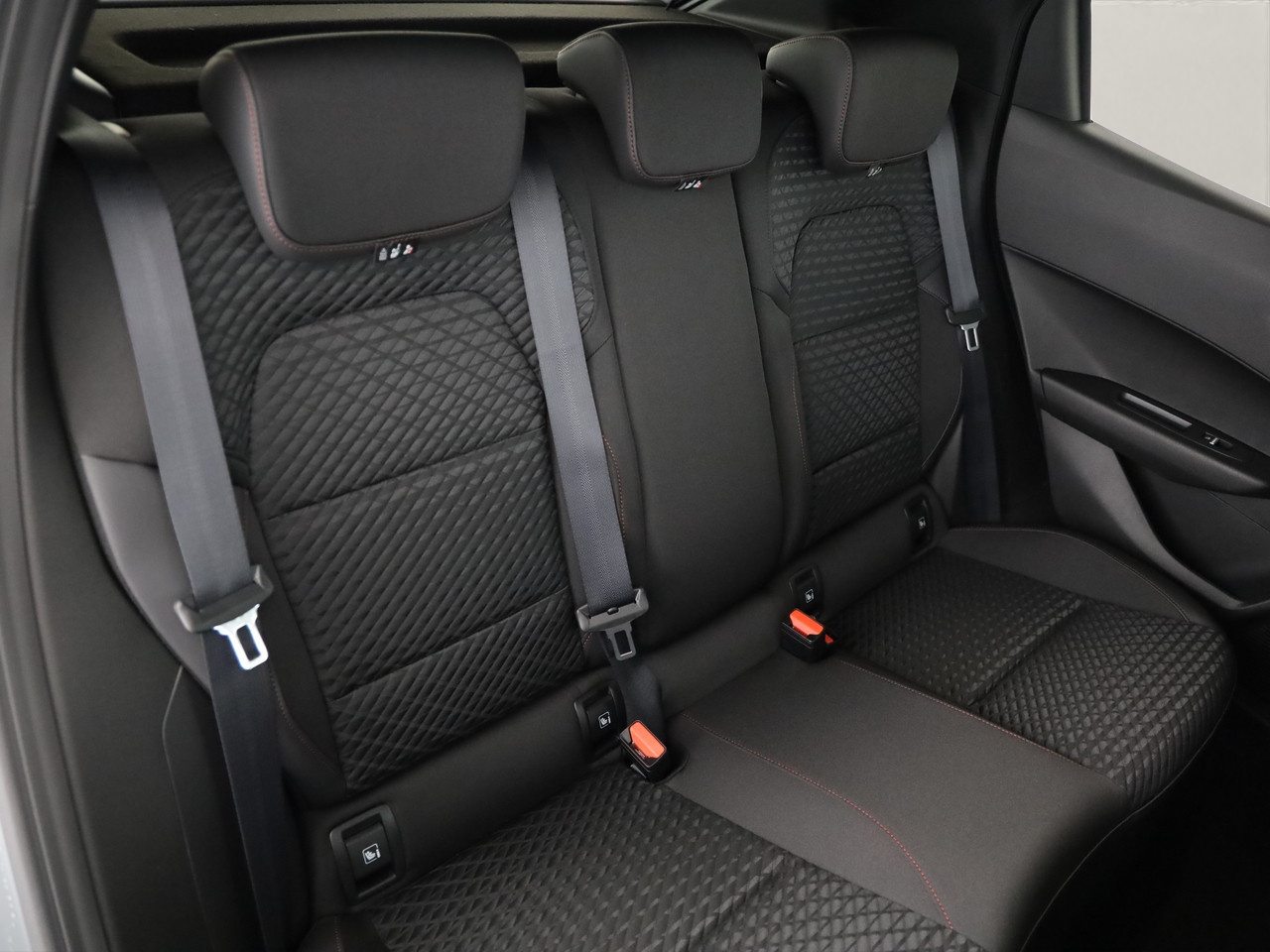 RENAULT Clio 1.8 E-Tech techno-image-7