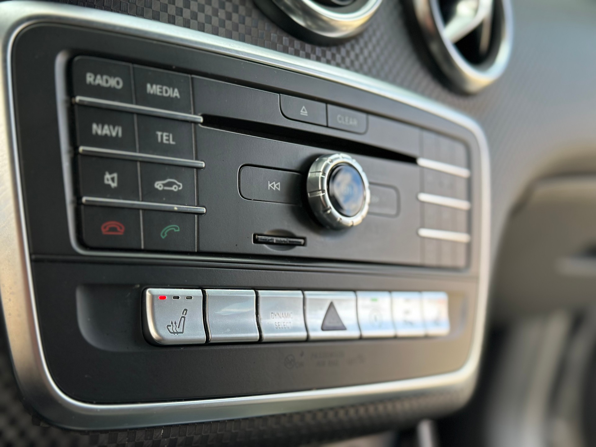 MERCEDES-BENZ A 180 Night Star 7G-DCT-image-22