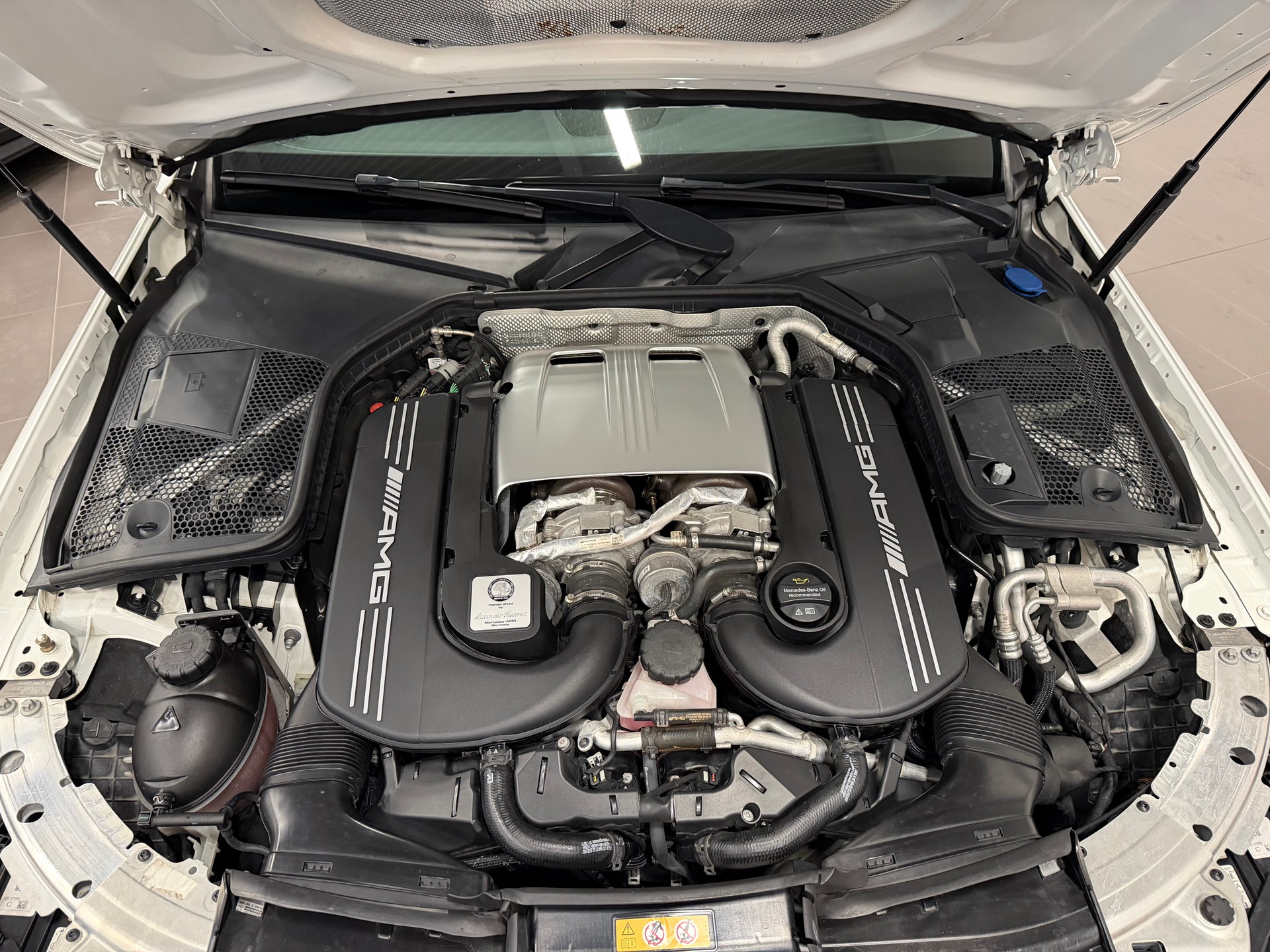 MERCEDES-BENZ C 63 S AMG Speedshift-image-30