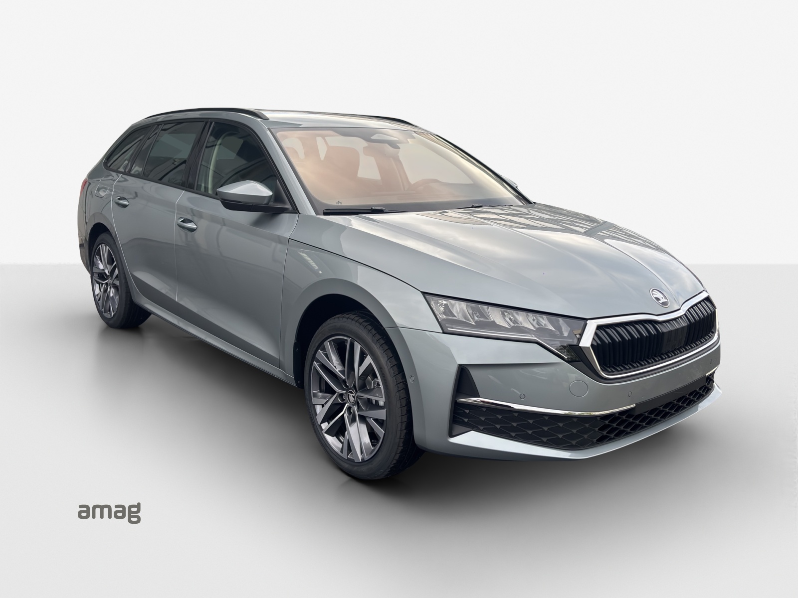 SKODA Octavia Combi 2.0 TSI DSG Selection 4x4-image-5