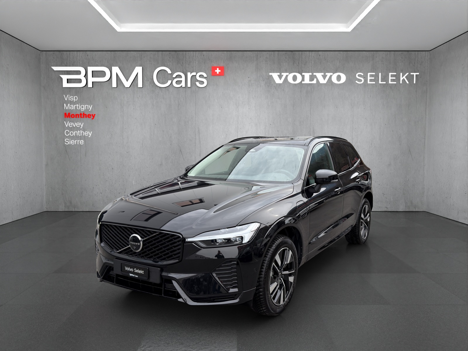 Photo VOLVO XC60 XC60 T6 eAWD PluginHybrid Plus Dark Geartronic