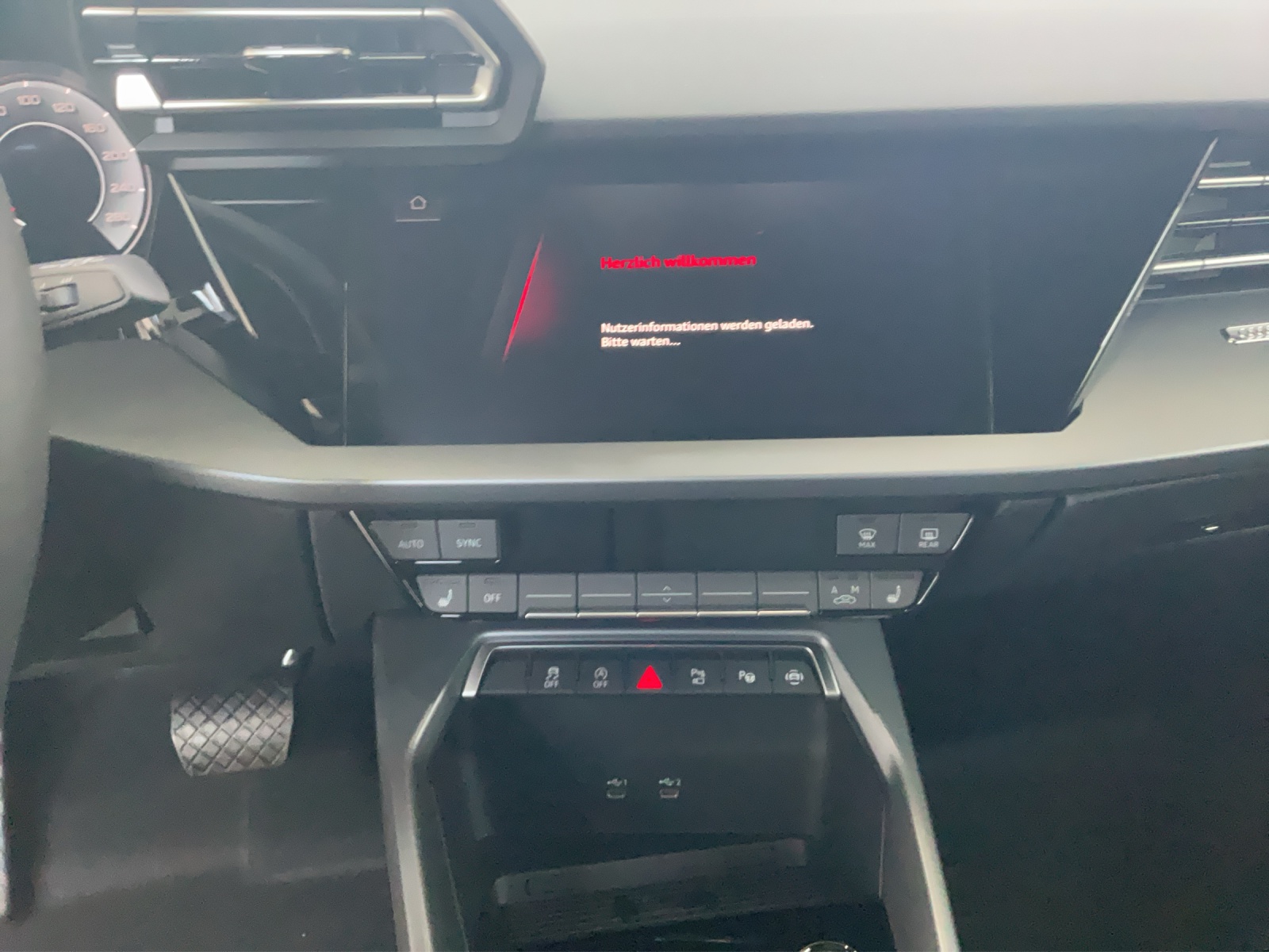 AUDI A3 Sportback TFSI 110 kW Attraction S tronic-image-10