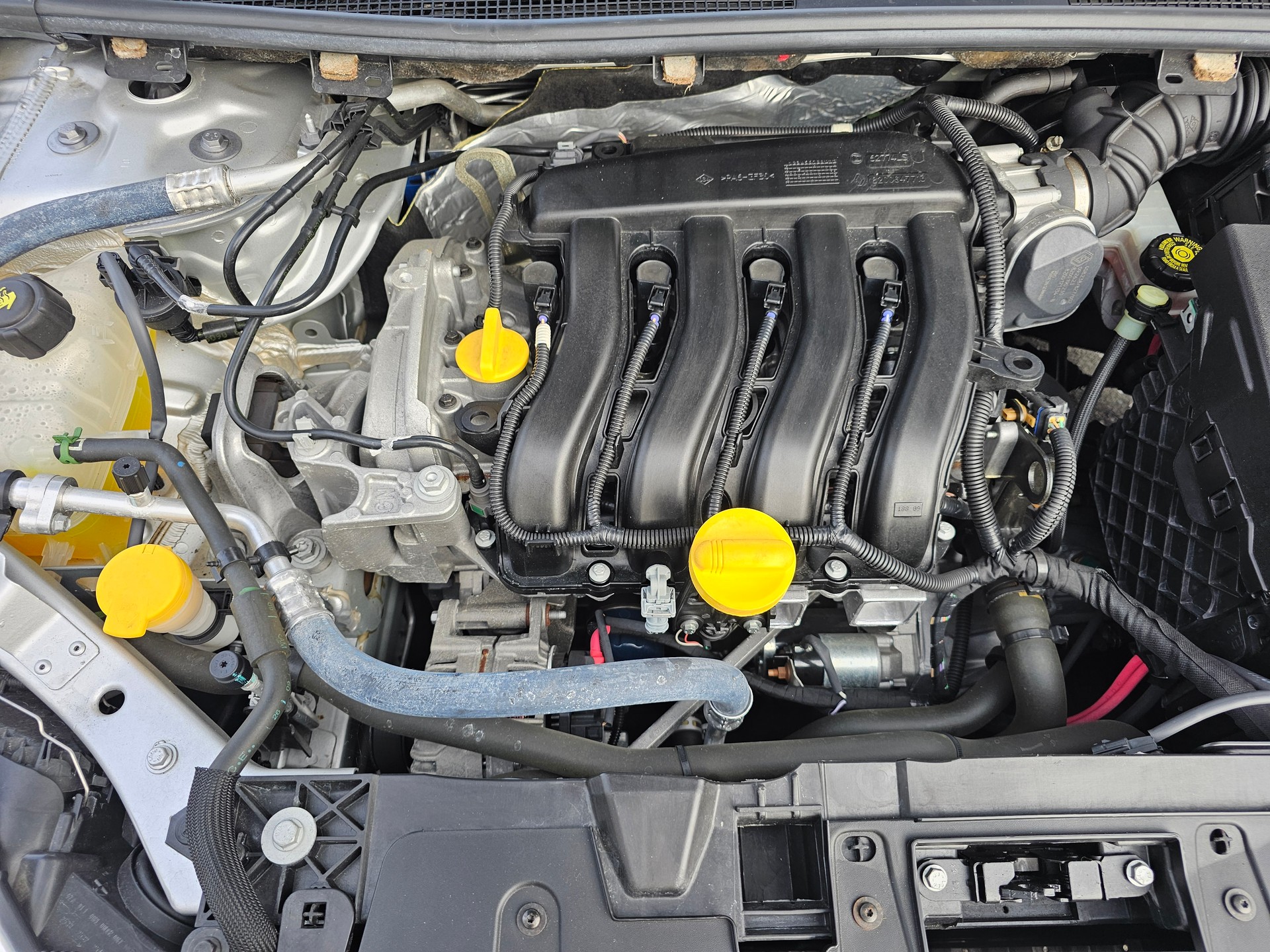 RENAULT Mégane Coupé 1.6 16V Dynamique-image-7