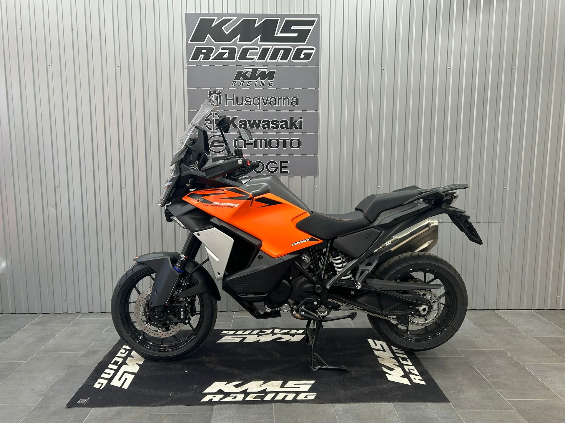 KTM 1390 Super Adventure S EVO-showroom-element-1
