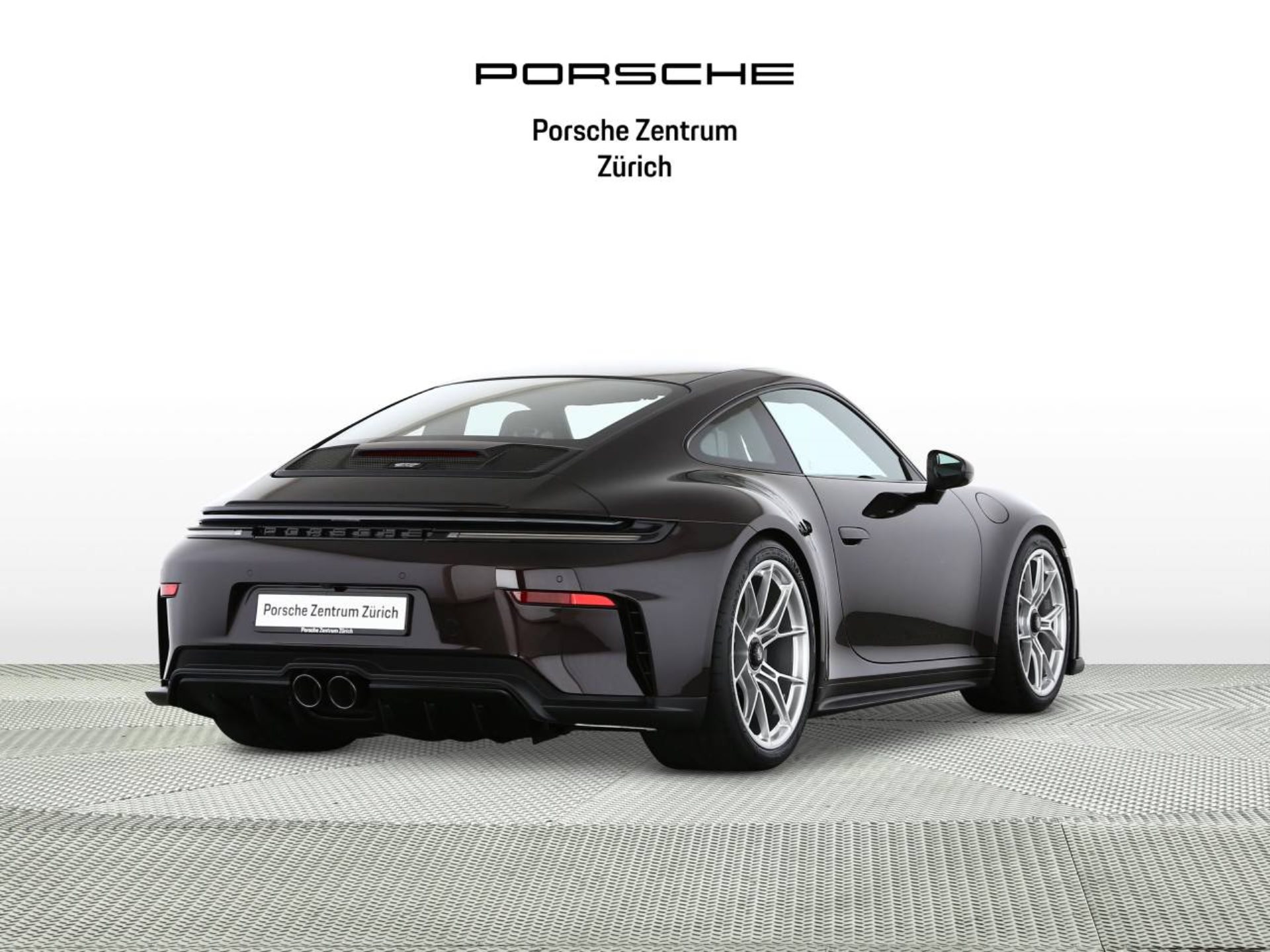 PORSCHE 911 GT3 mit Touring-Paket-image-2