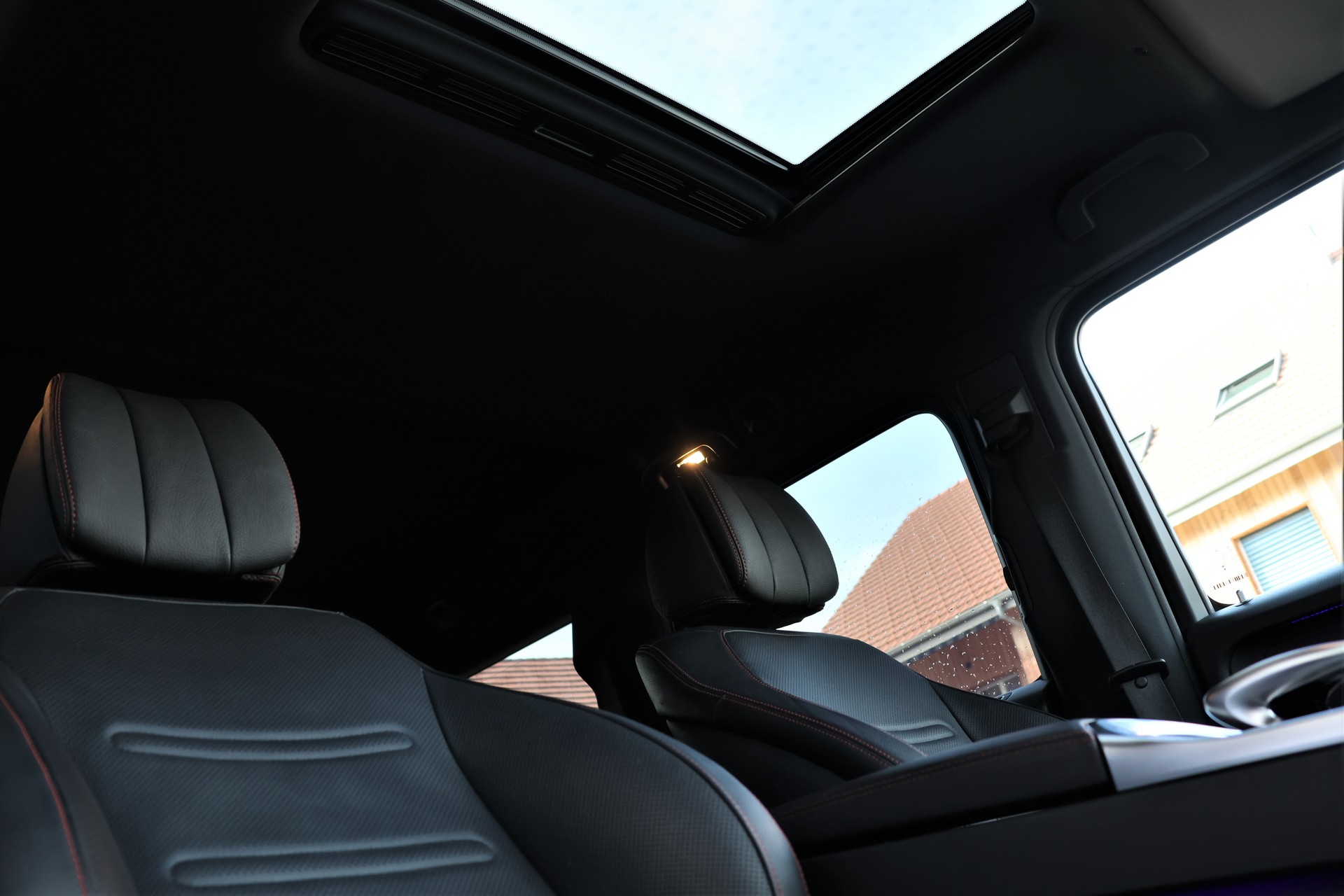 MERCEDES-BENZ G 350 d AMG Line 9G-Tronic (CH) "Manufaktur"-image-24