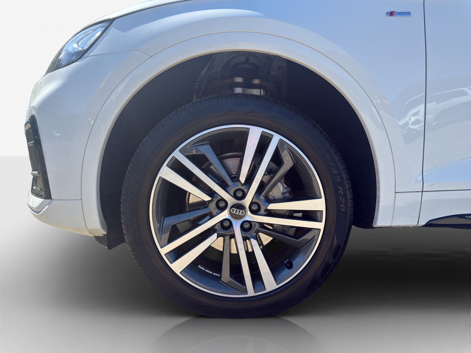 AUDI Q5 Sportback 40 TDI Blackedition quattro S-tronic-image-14