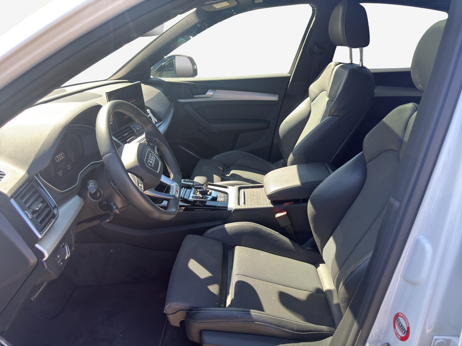 AUDI Q5 Sportback 40 TDI Blackedition quattro S-tronic-image-7