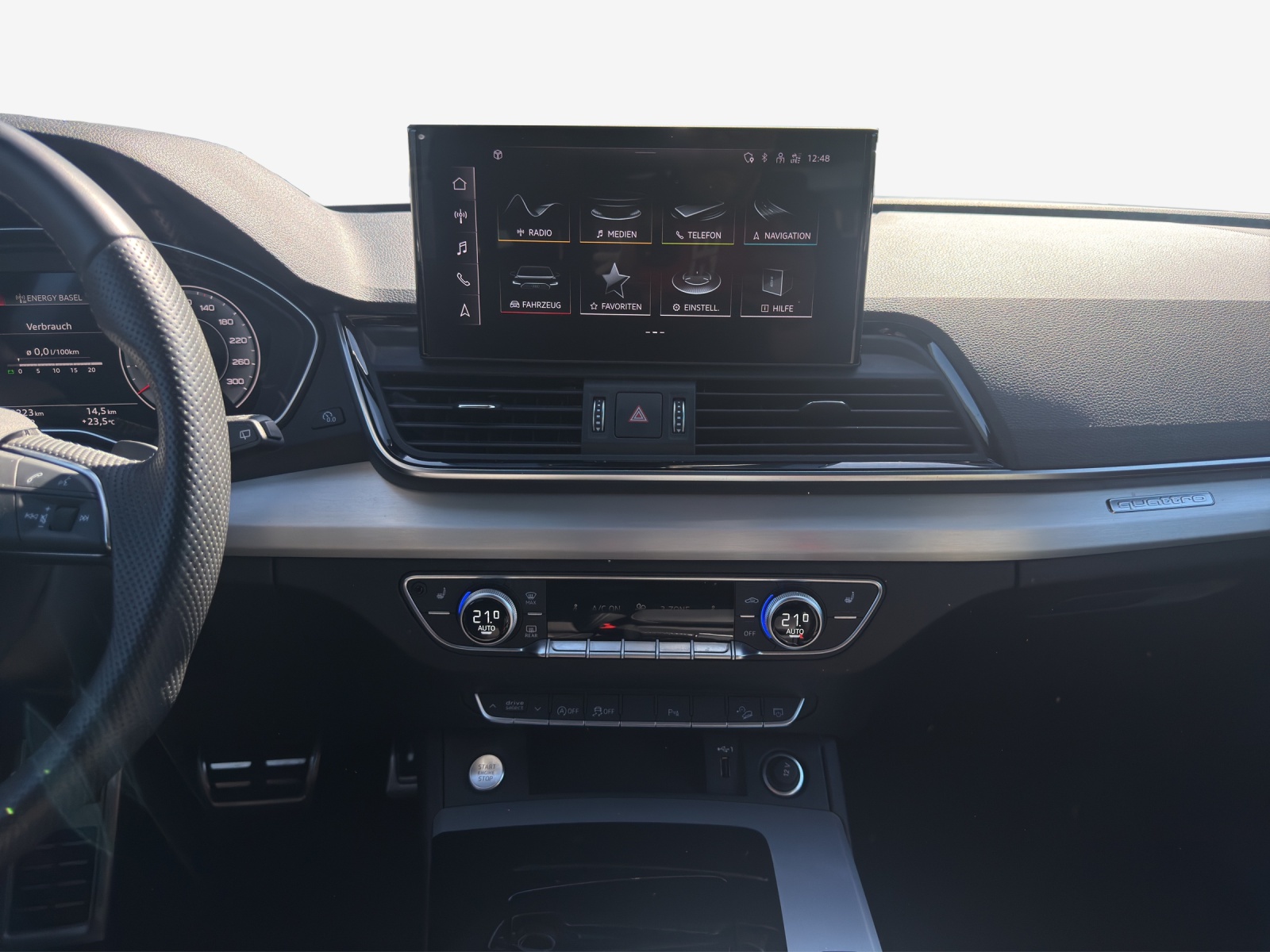 AUDI Q5 Sportback 40 TDI Blackedition quattro S-tronic-image-10