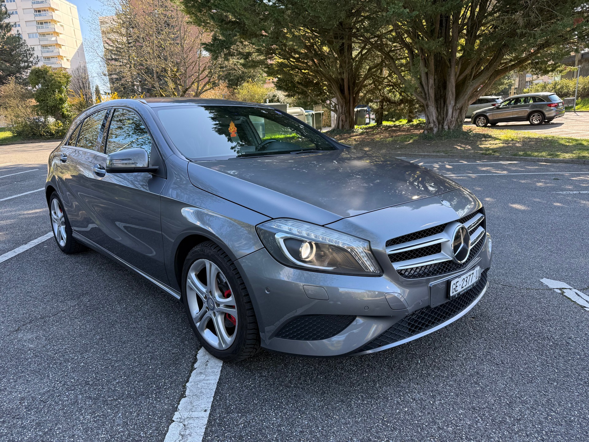 MERCEDES-BENZ A 180 7G-DCT-image-5