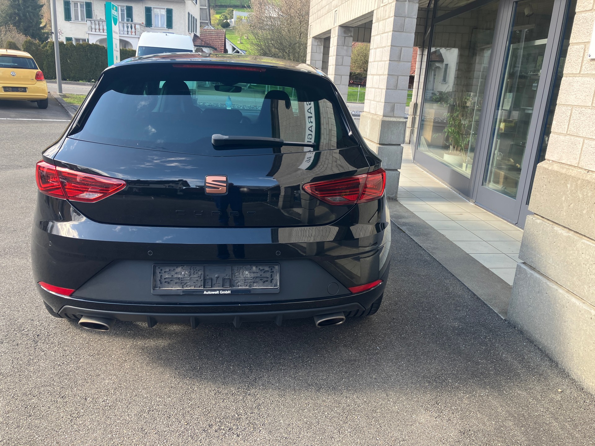 SEAT Leon Cupra Edition Silver 2.0-showroom-element-2