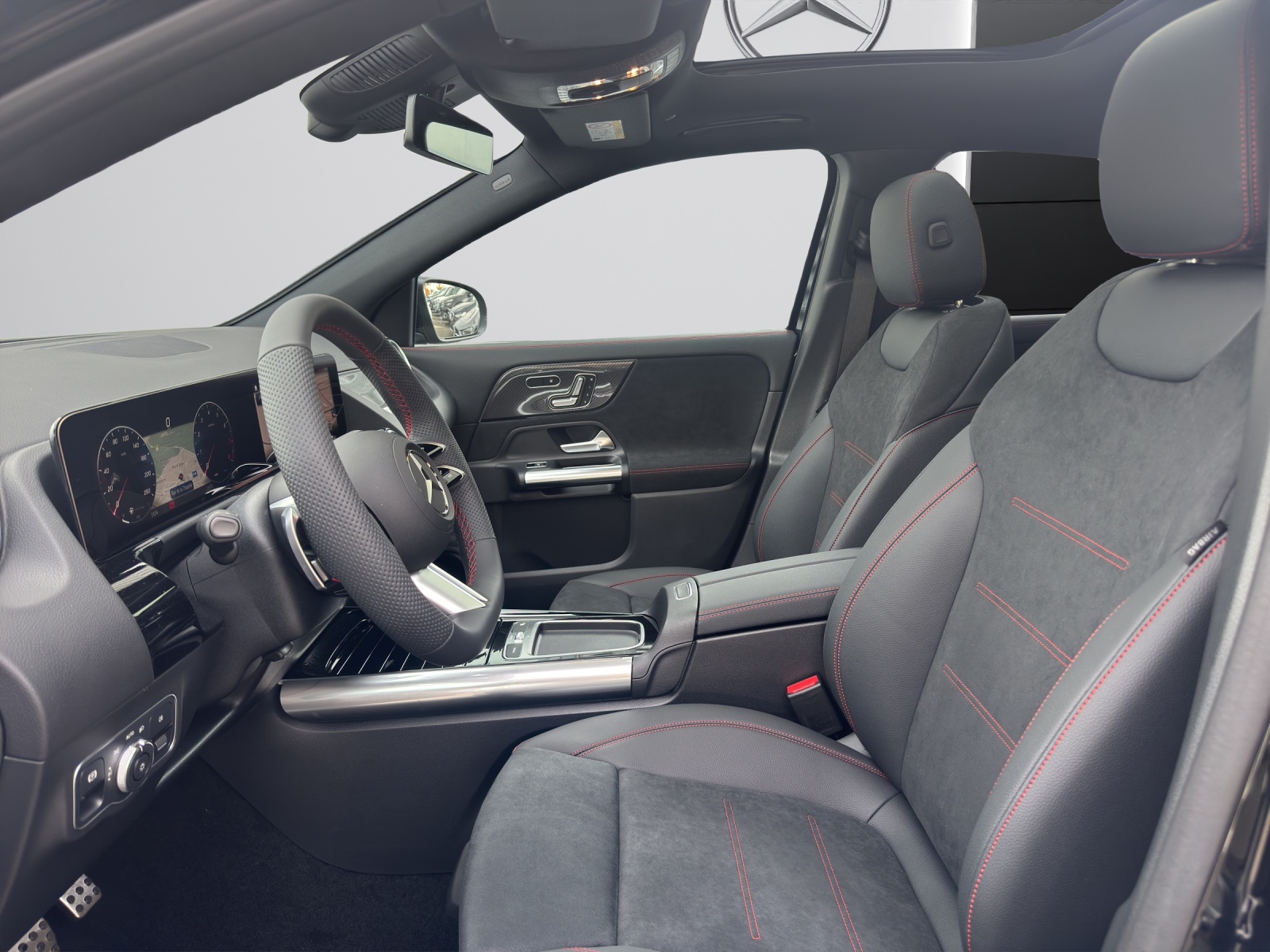 MERCEDES-BENZ GLA 220d 4Matic 8G-DCTSwiss Star-image-4