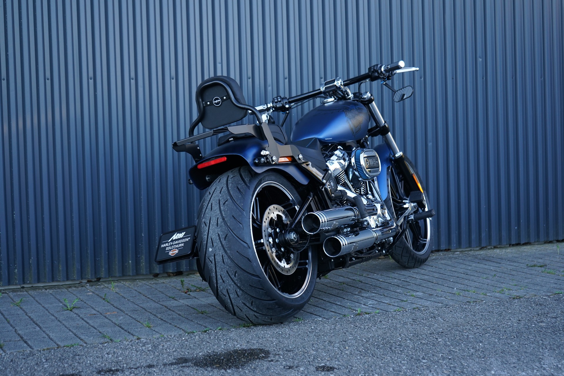 HARLEY-DAVIDSON FXBRS Breakout 114 ABS-showroom-element-3