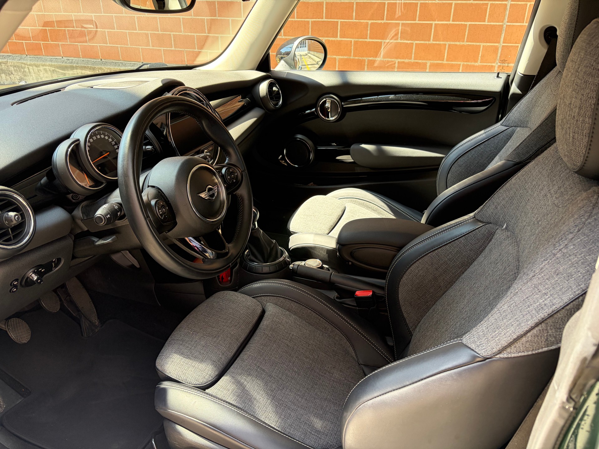 MINI Cooper S-image-3