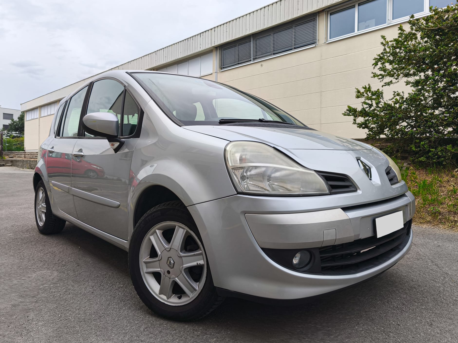 RENAULT Modus 1.2 16V T Dynamique-image-2
