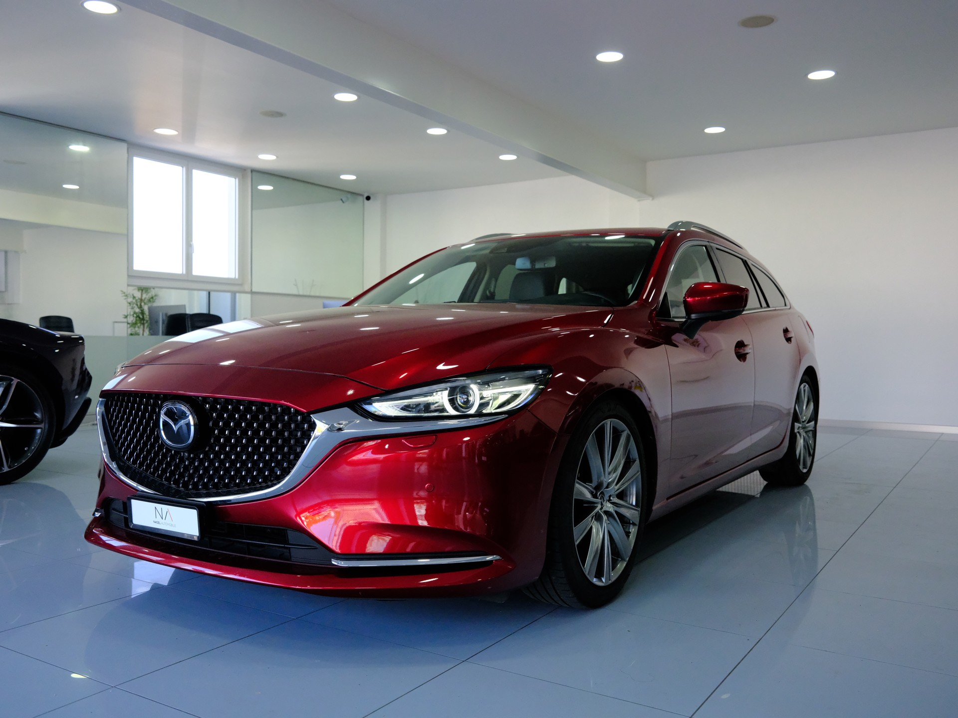 MAZDA 6 Sportwagon SKYACTIV-G 194 Revolution Automat-showroom-element-3