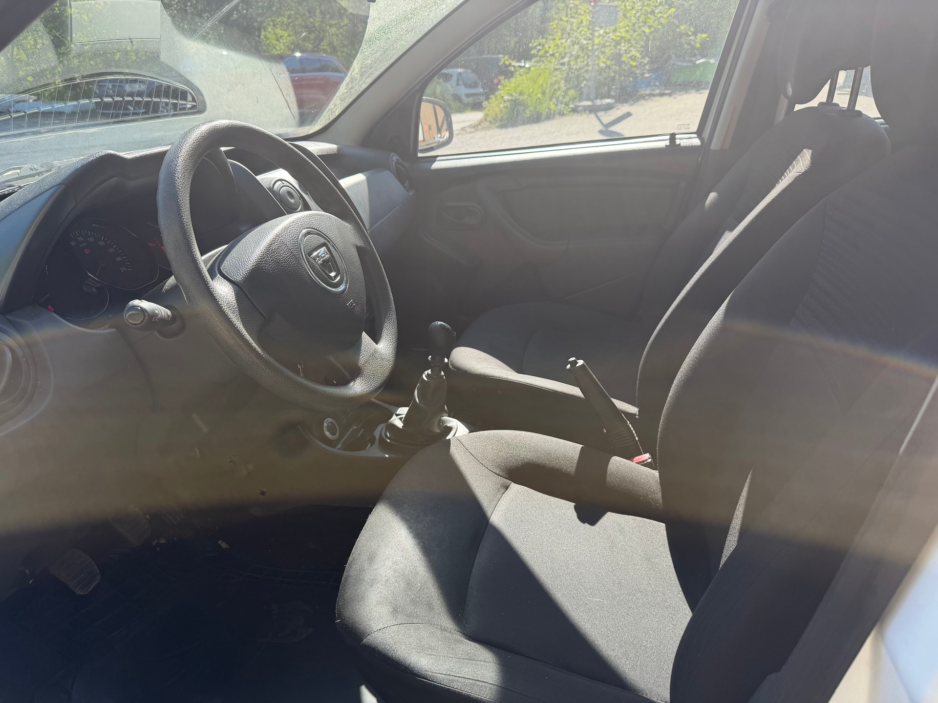 DACIA Duster 1.6 4x4-image-8