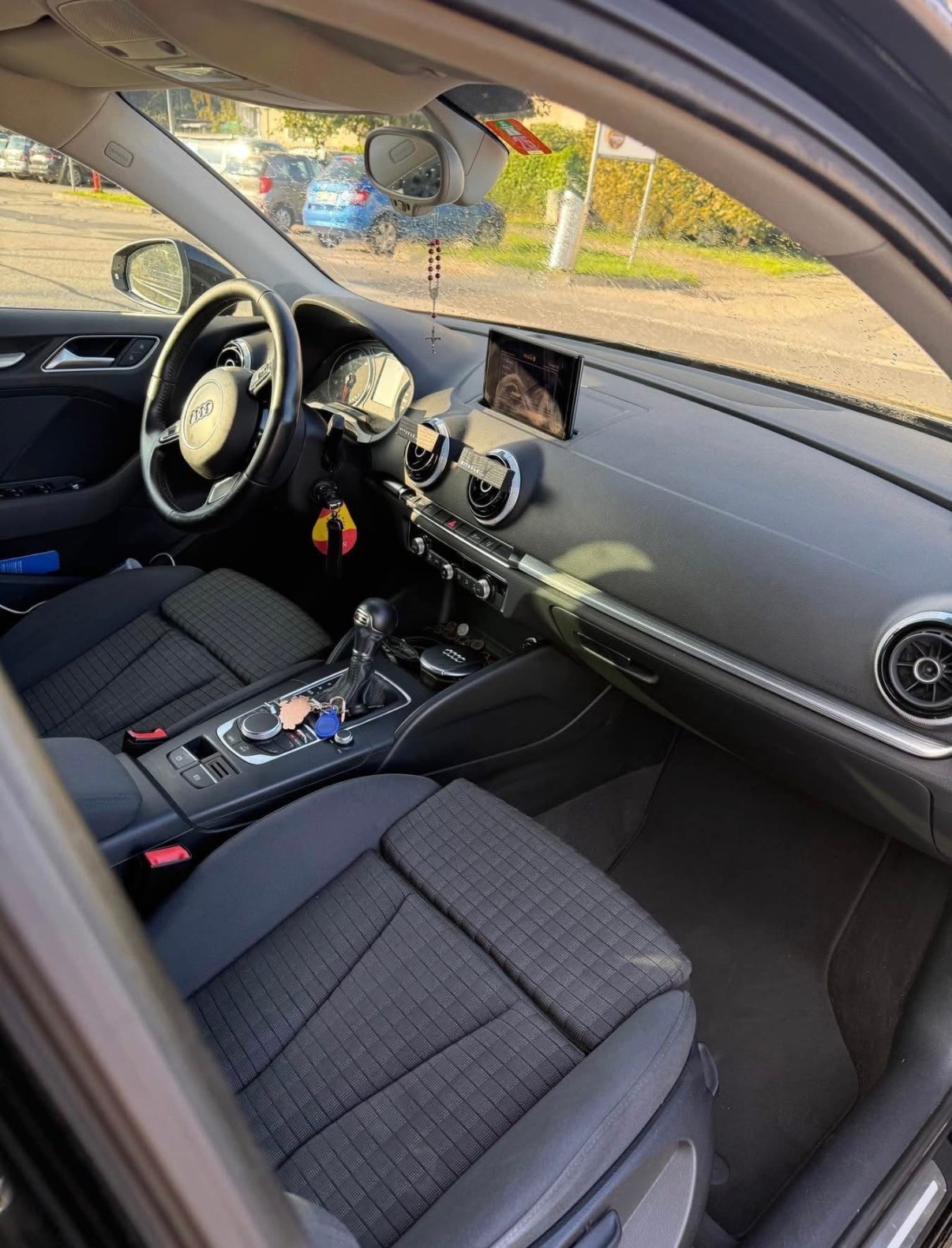 AUDI A3 Sportback 1.4 TFSI Ambition S-tronic-image-4