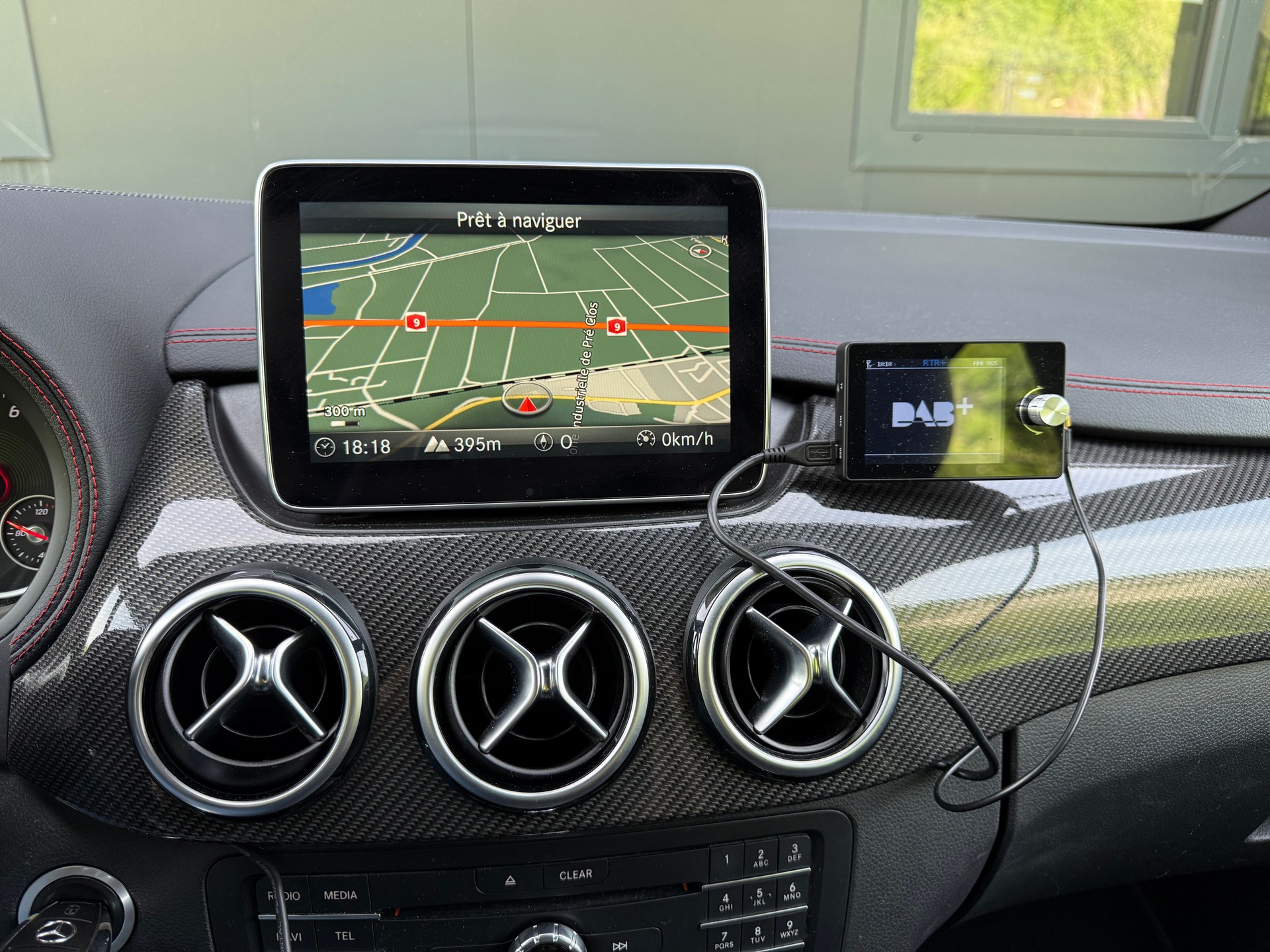 MERCEDES-BENZ B 200 AMG Line 7G-DCT-image-7