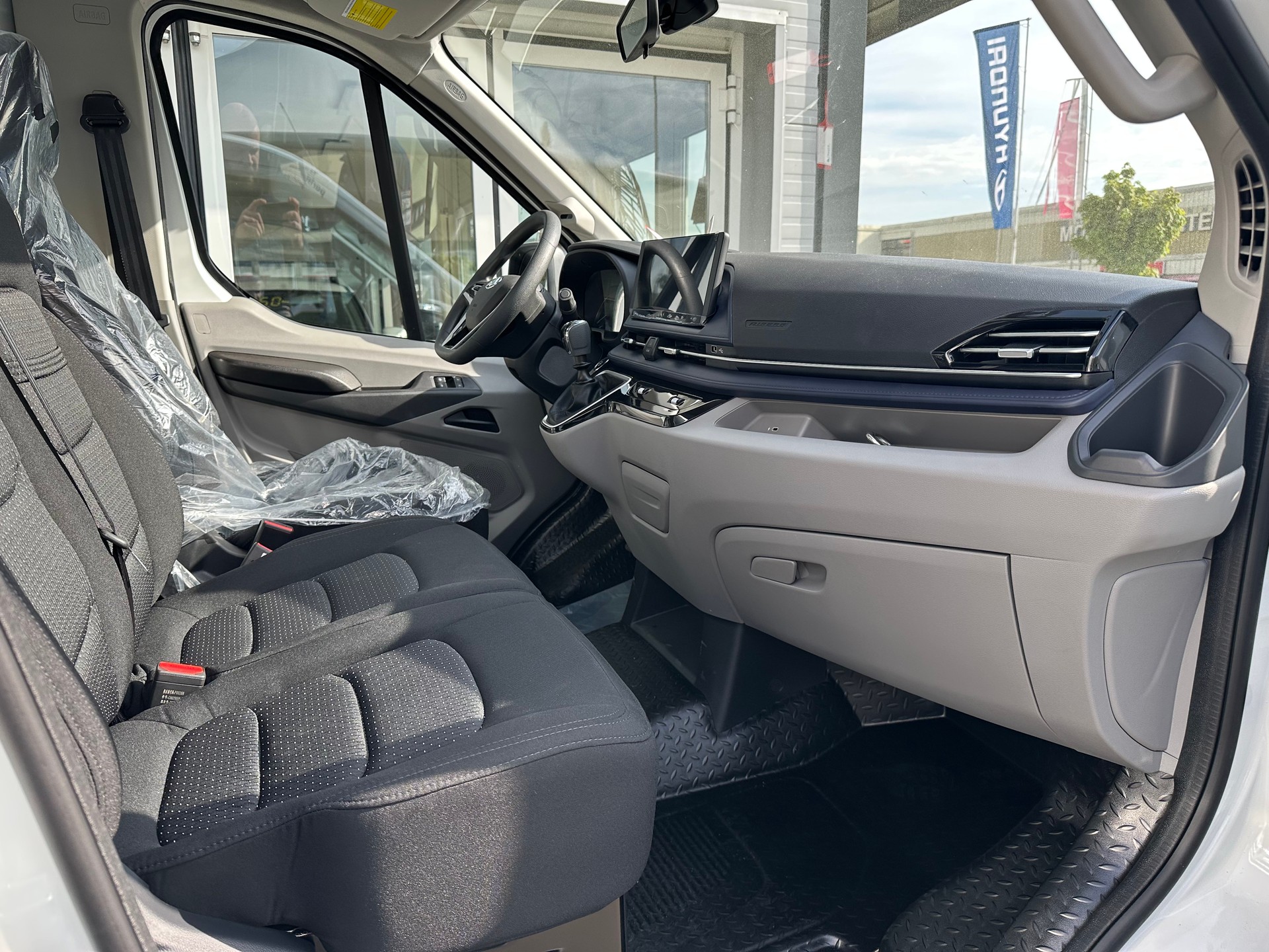 MAXUS Deliver 9 3-Seiten Kipper L3-image-12
