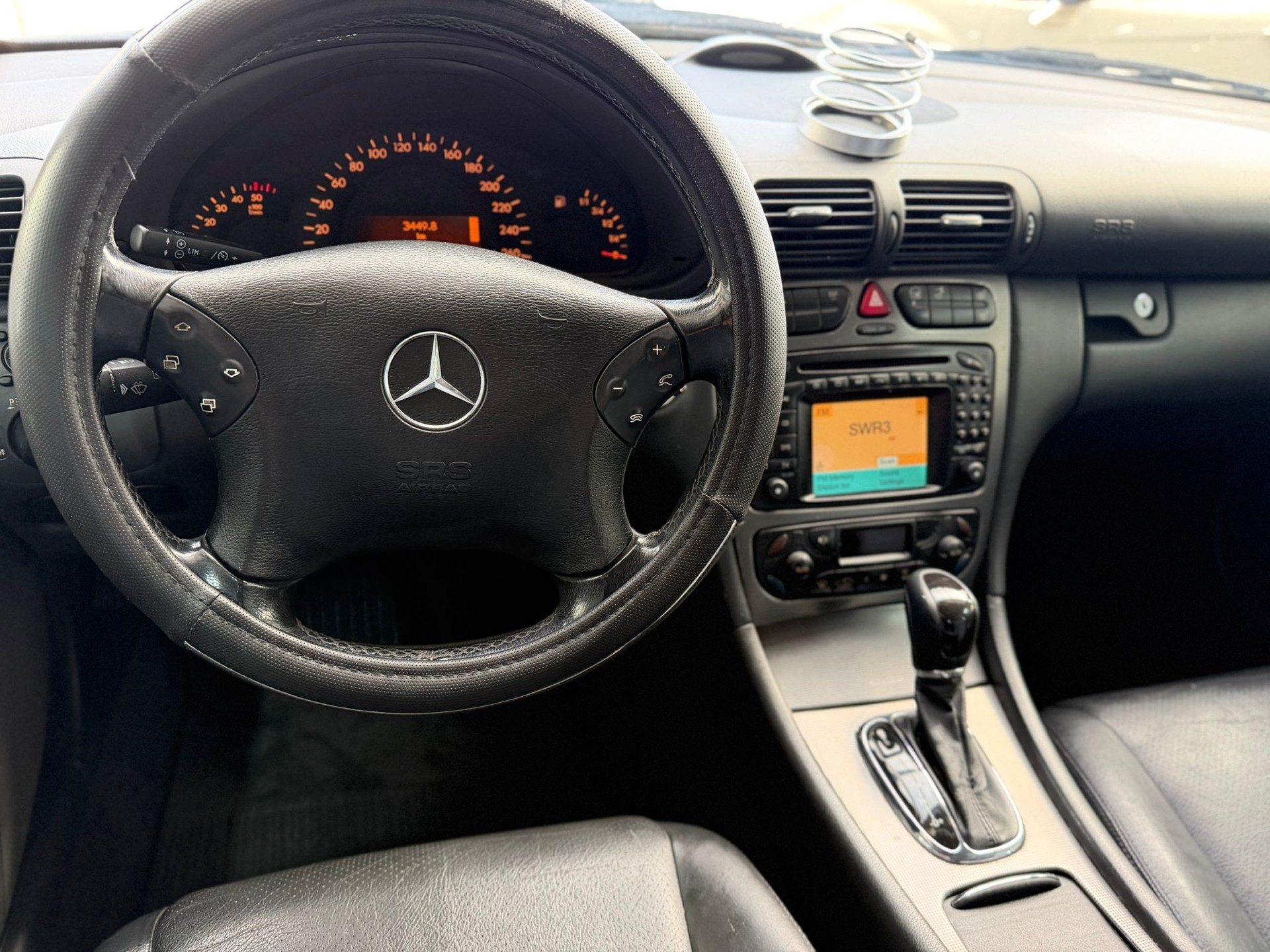 MERCEDES-BENZ C 220 CDI Avantgarde-image-6