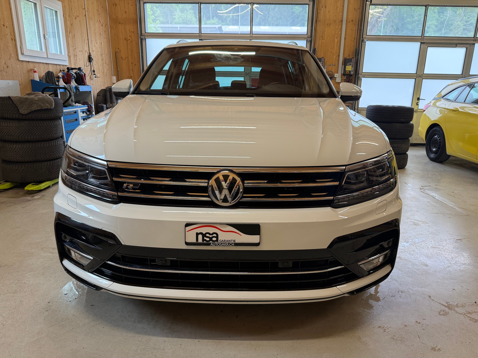 VW Tiguan 2.0TSI Highline 4Motion DSG-image-1