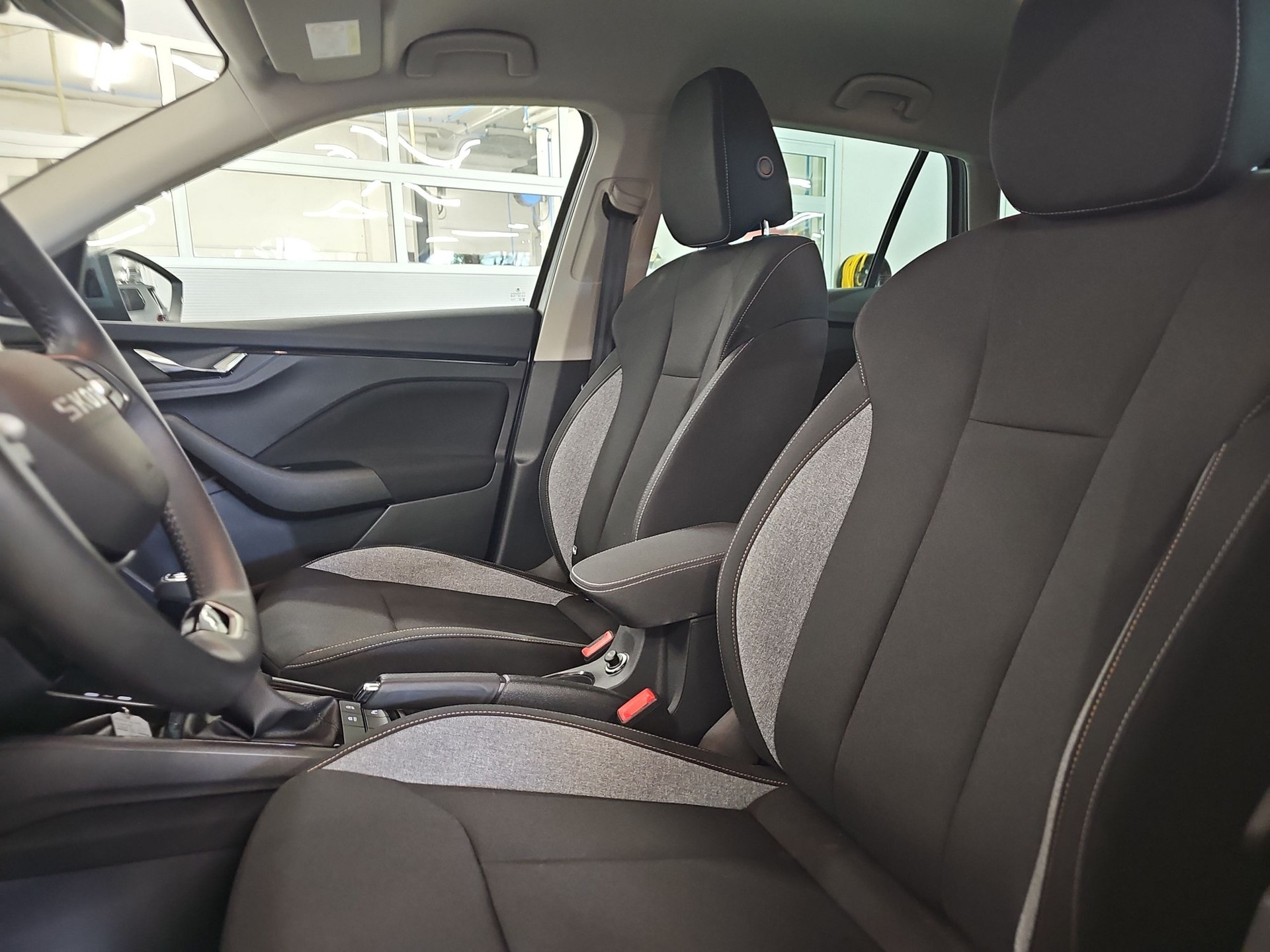SKODA Scala 1.0 TSI Selection DSG-image-9