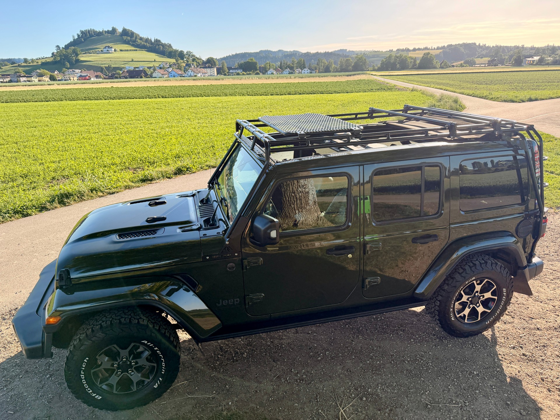 JEEP 2.0 Turbo Sport Unlimited-image-1