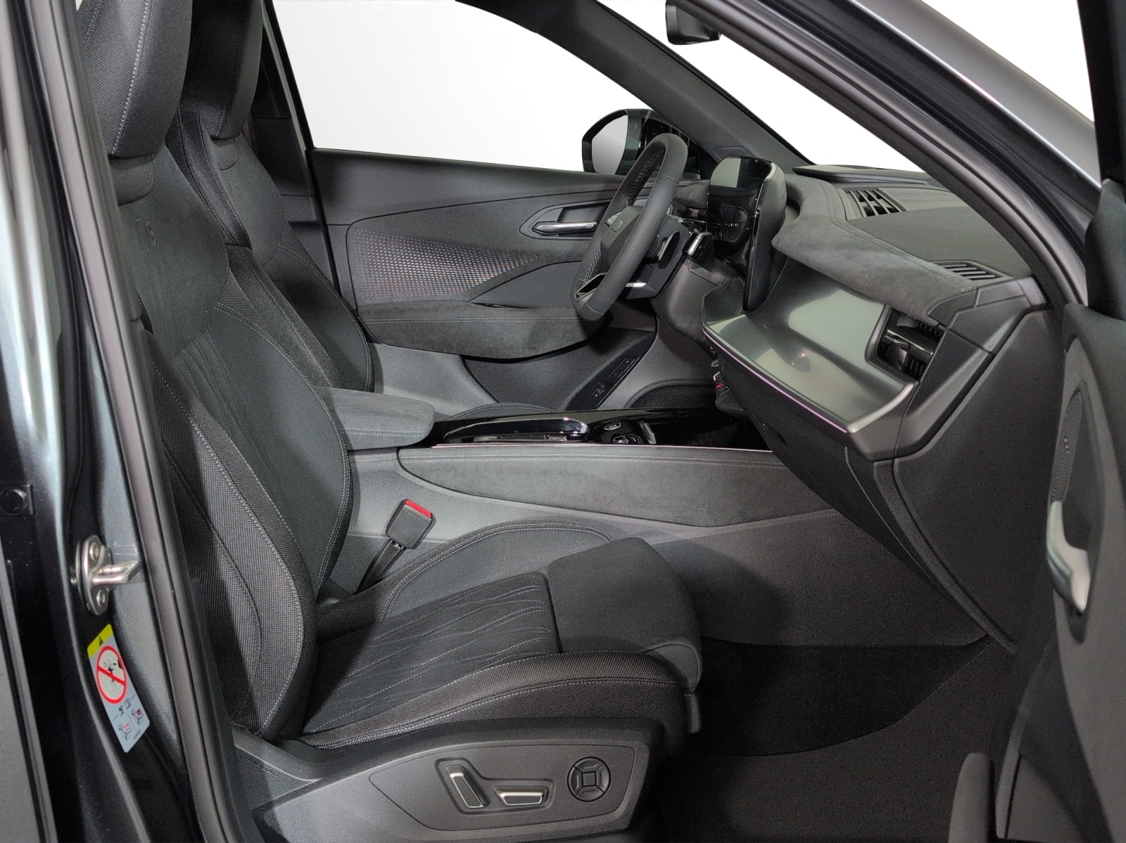AUDI Q3 SUV TFSI quattro 195 kW S tronic-image-6