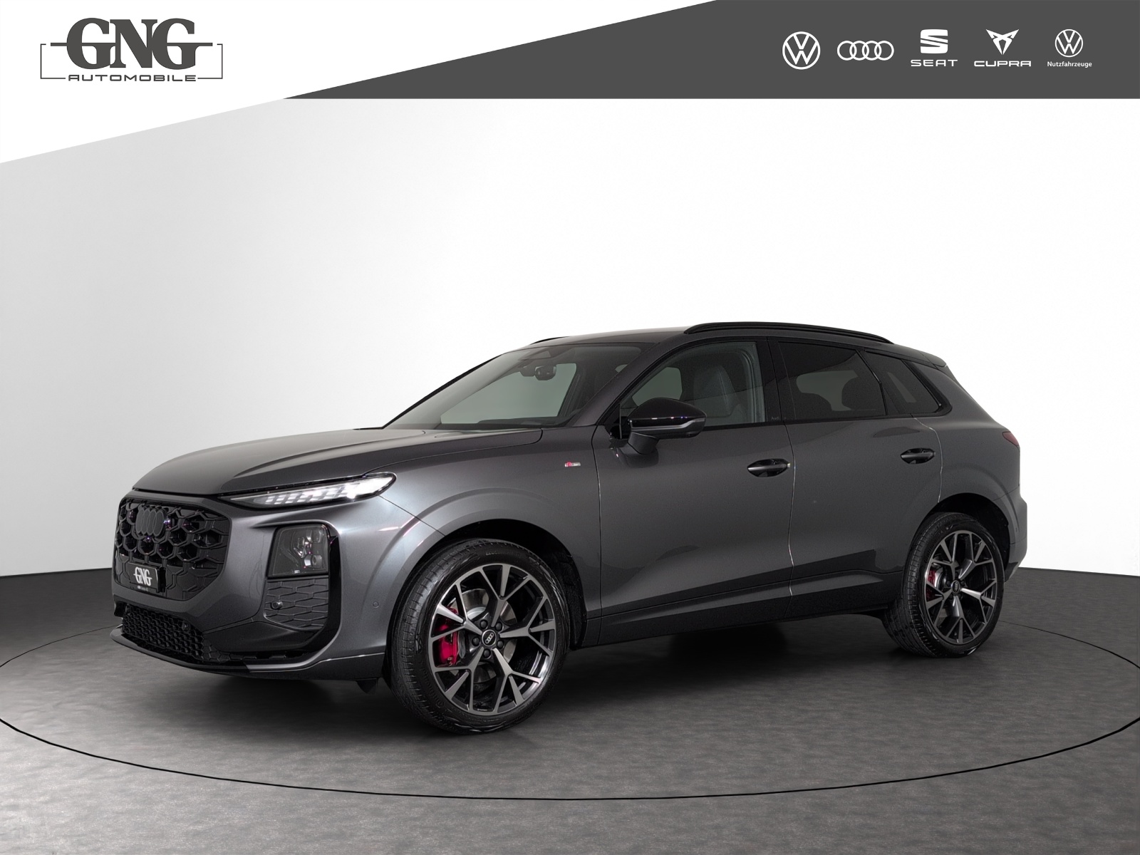 AUDI Q3 SUV TFSI quattro 195 kW S tronic-image-0