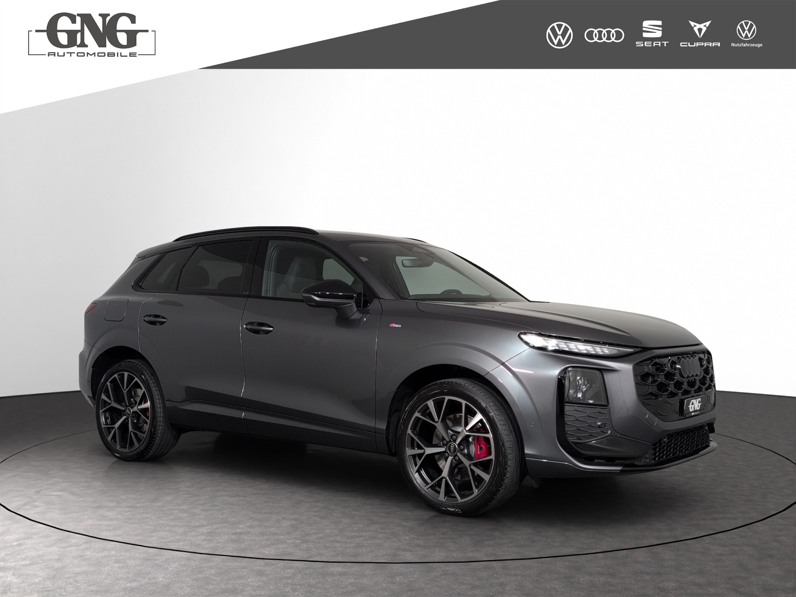 AUDI Q3 SUV TFSI quattro 195 kW S tronic-image-3