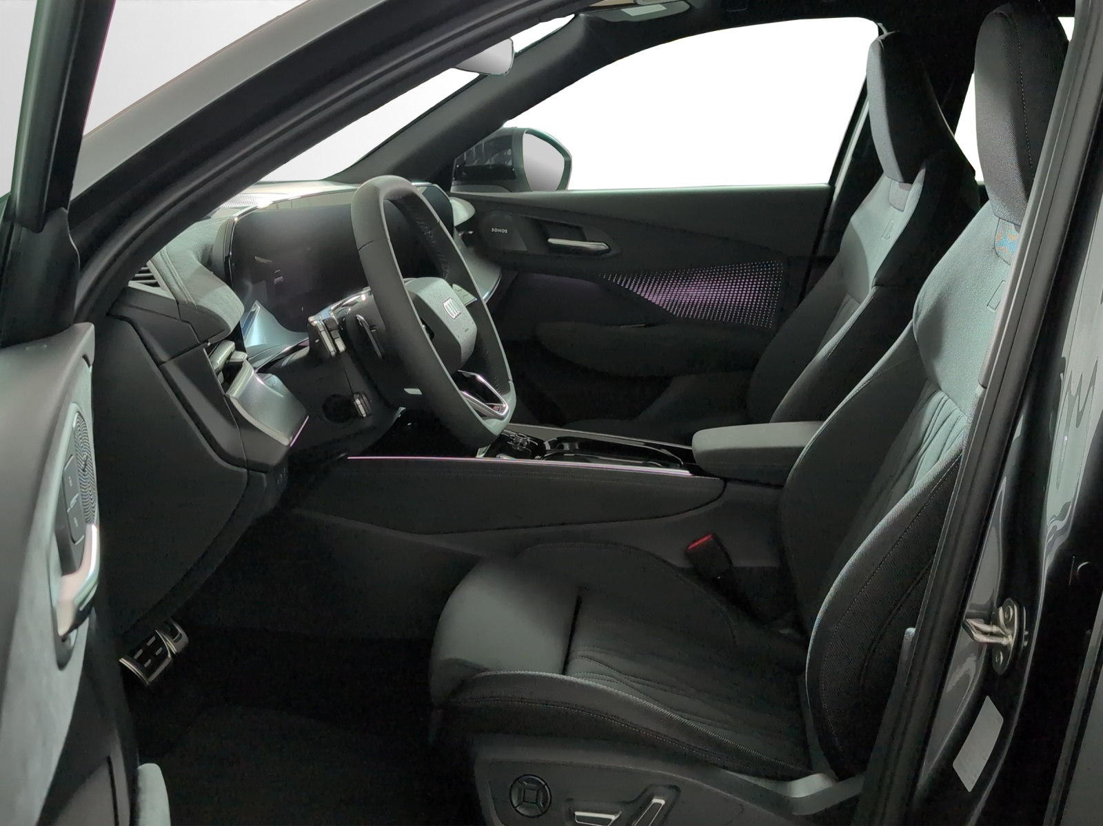 AUDI Q3 SUV TFSI quattro 195 kW S tronic-image-5