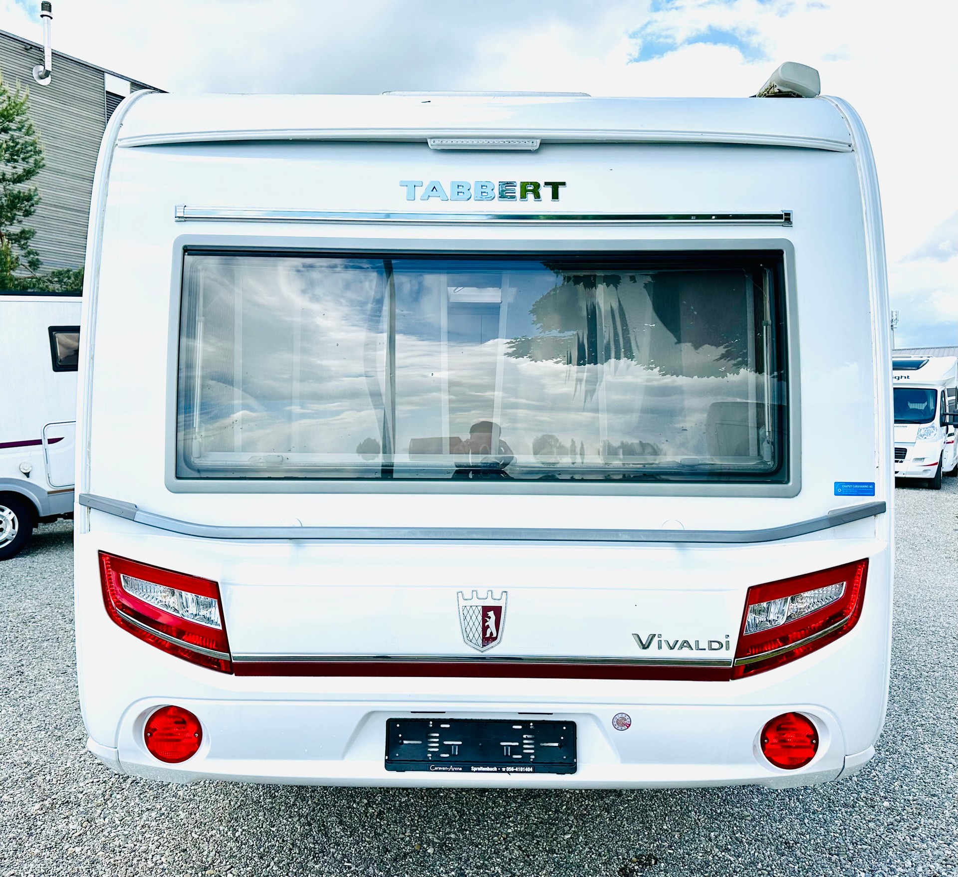 TABBERT VIVALDI ***NEUWERTIGER ZUSTAND***LÄNGSBETT ***MOVER***SOLAR***TV mit aut. SAT***-showroom-element-3
