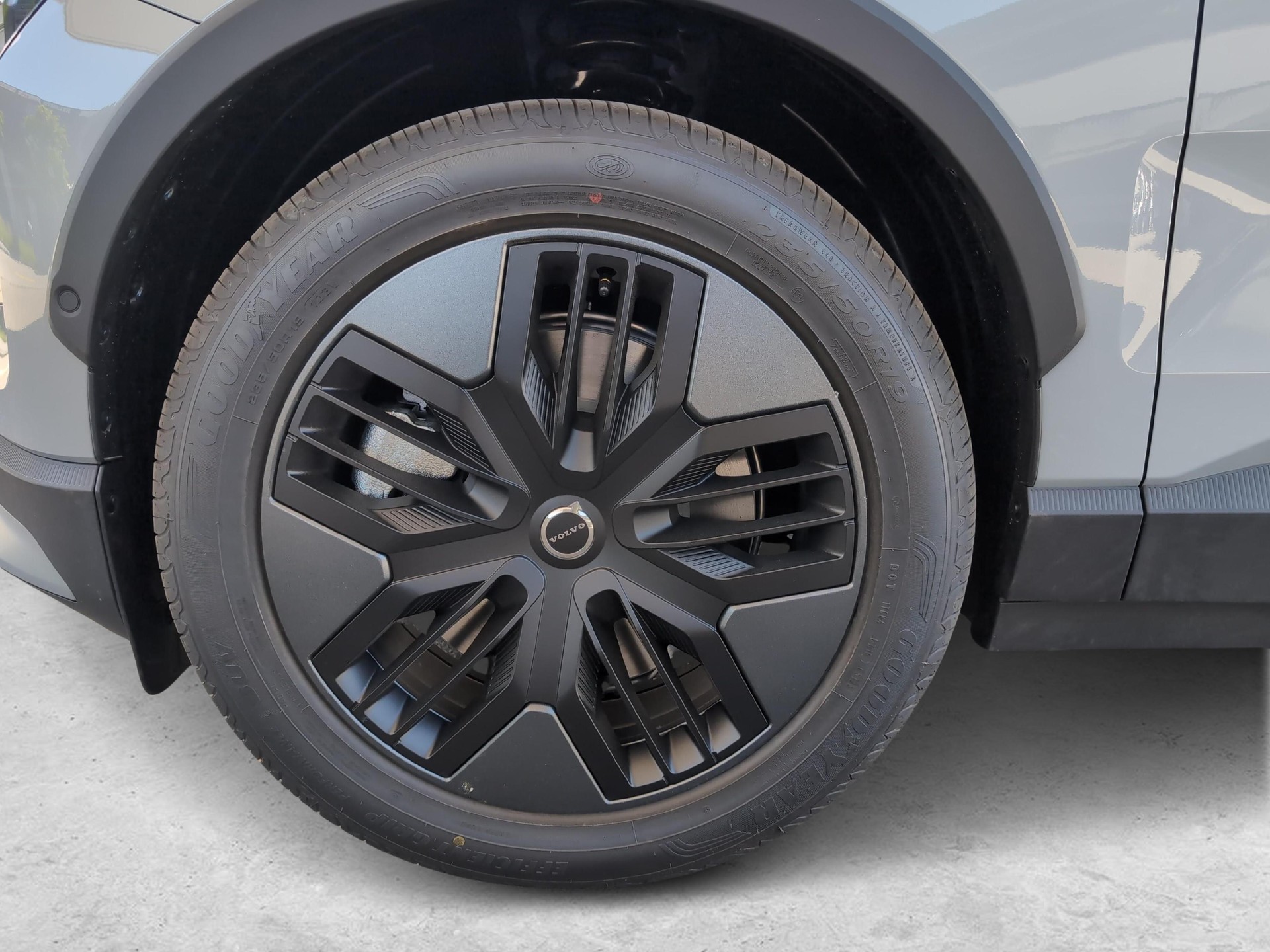 VOLVO EX30 CC E60 Twin Performance AWD-image-13