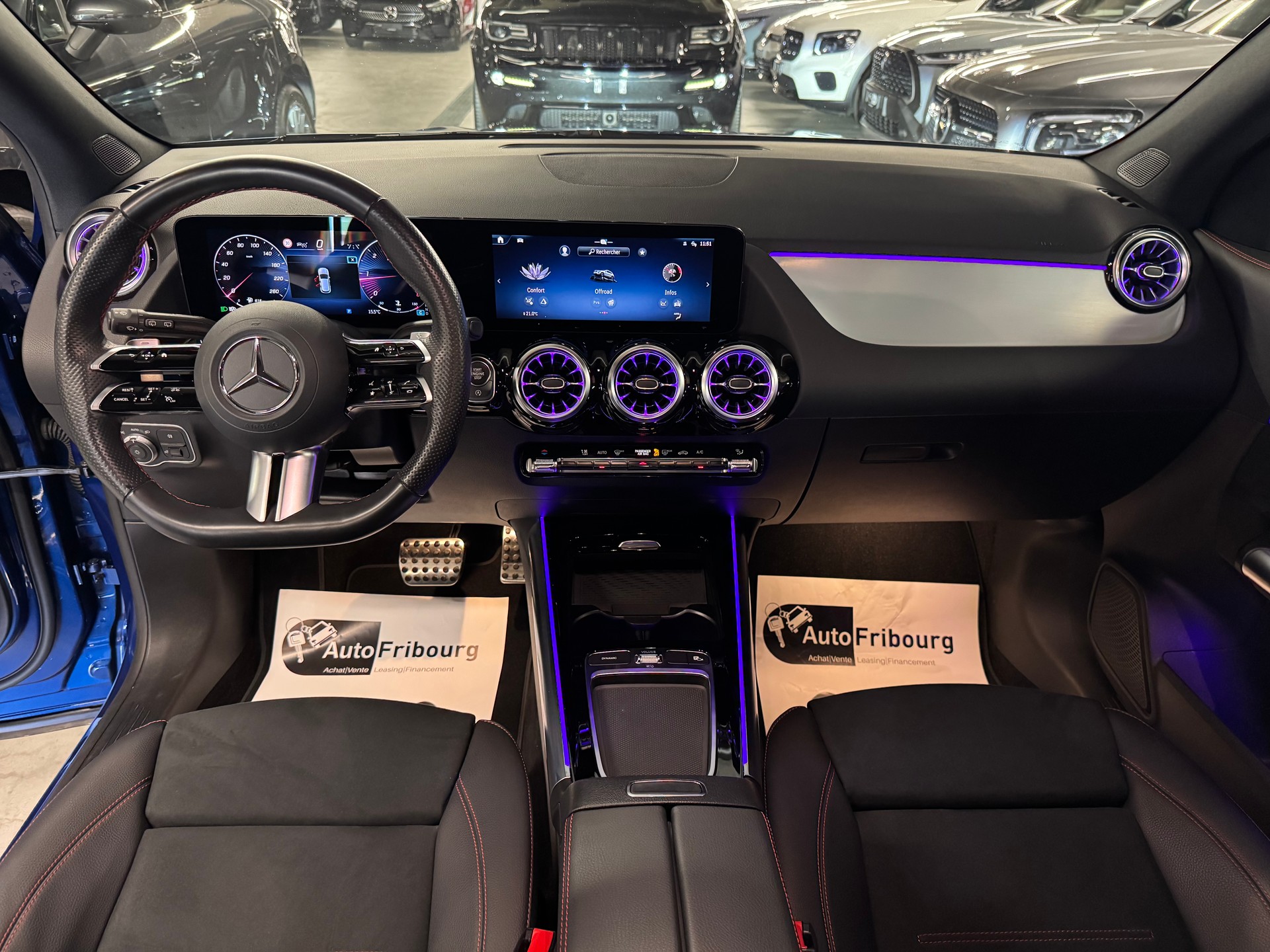 MERCEDES-BENZ GLA 220d AMG Line 4Matic 8G-DCT-image-4