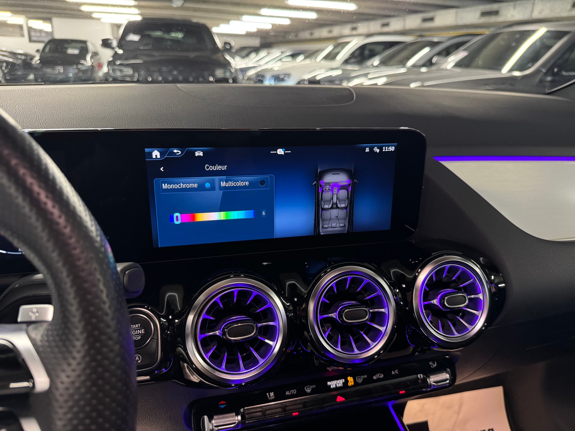 MERCEDES-BENZ GLA 220d AMG Line 4Matic 8G-DCT-image-9